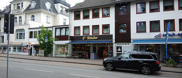 Tchibo und Schuh Eggers in Reinbek